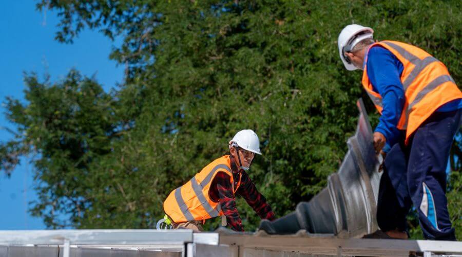 Roof repair in Carlsbad, TX